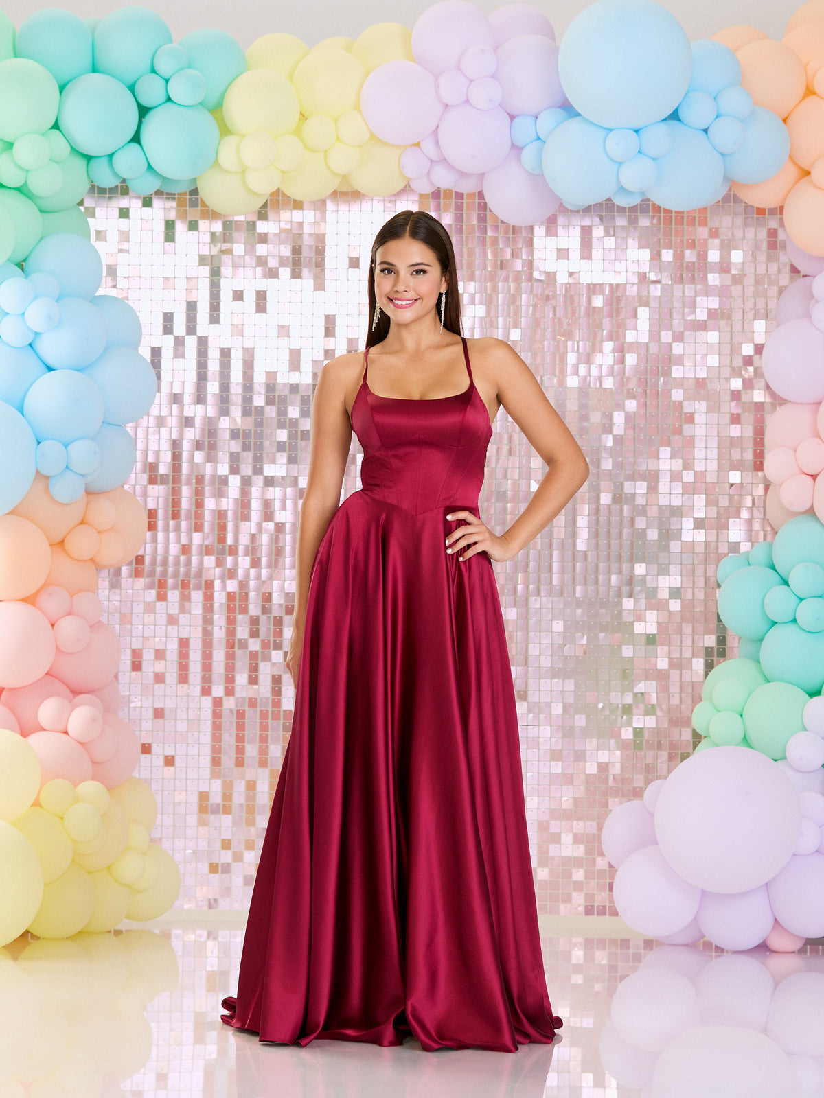 Tiffanys Prom: Wendy
