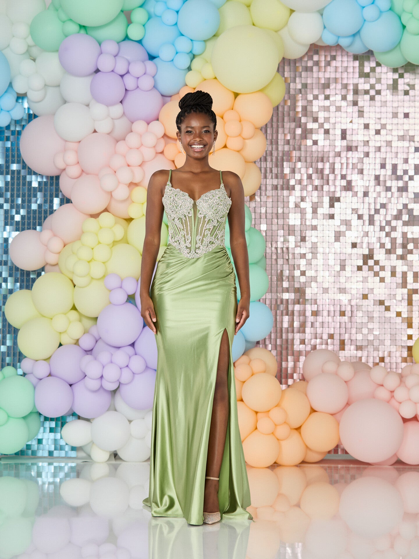 Tiffanys Prom: Winnie - Alia Couture