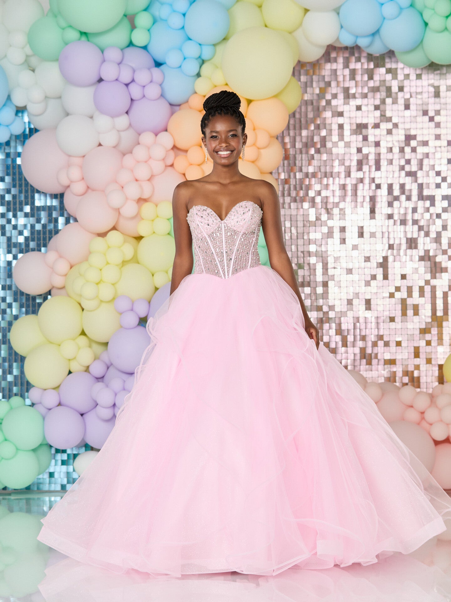 Tiffanys Prom: Yana - Alia Couture