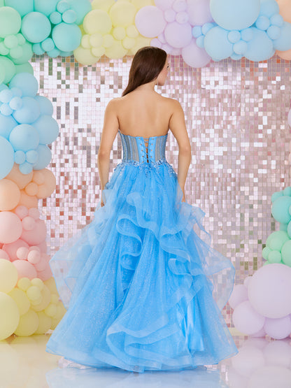 Tiffanys Prom: Zizi