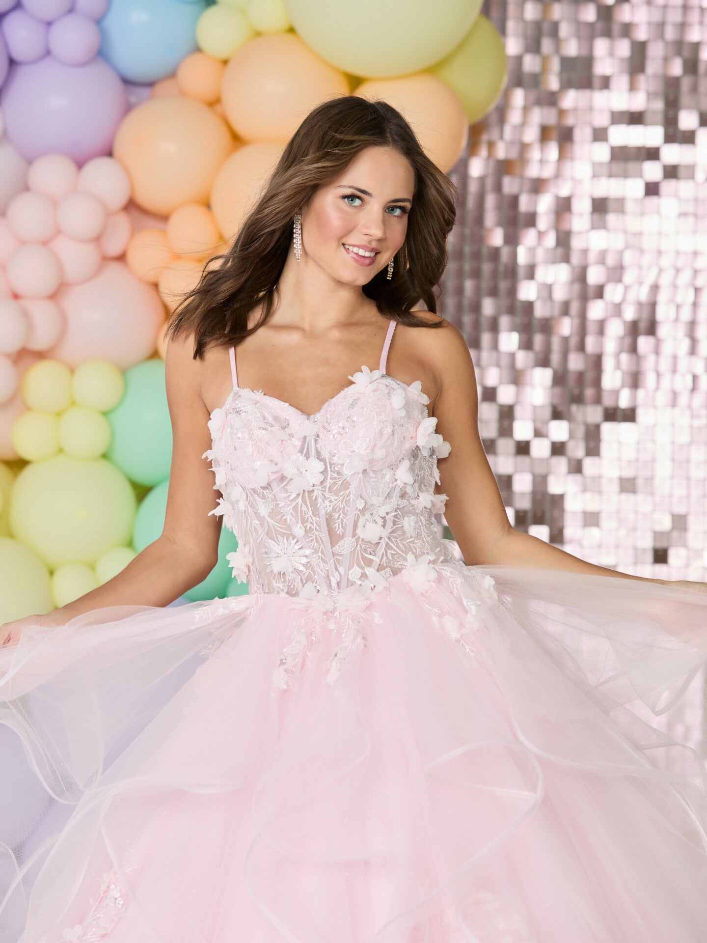 Tiffanys Prom: Adonia - Alia Couture