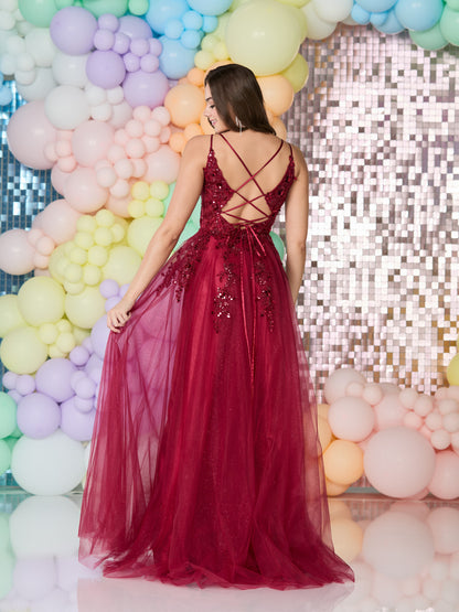 Tiffanys Prom: Anna - Alia Couture